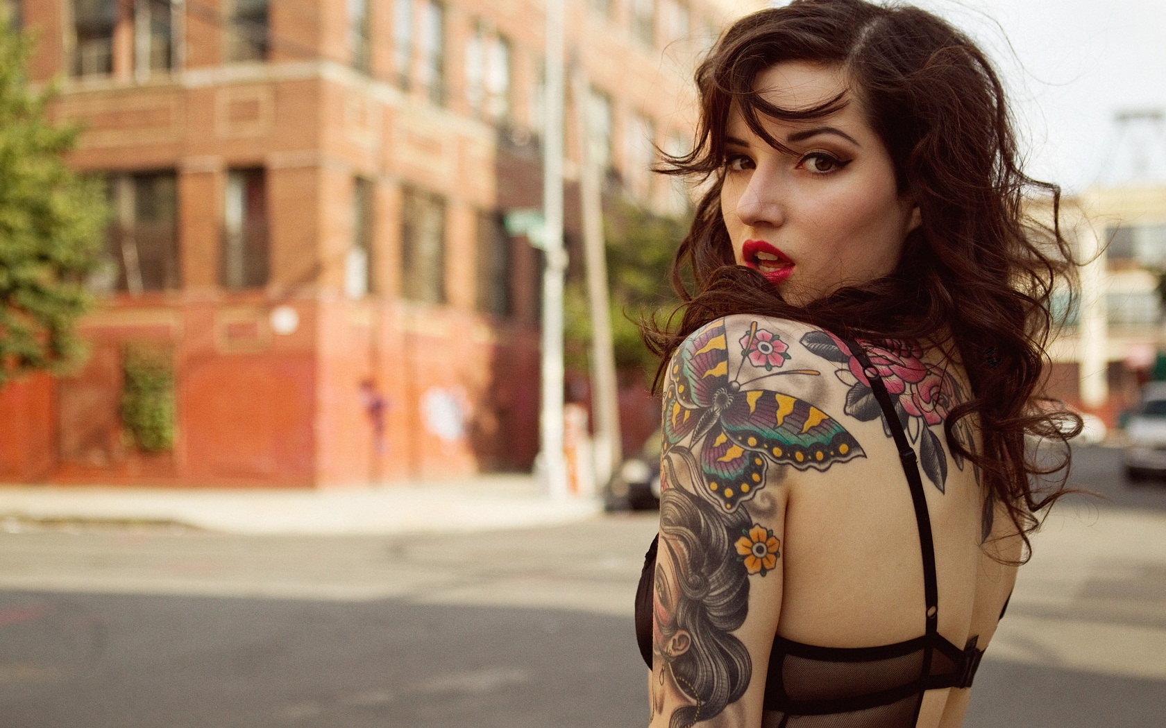 Girls With Tattoos Wallpaper
