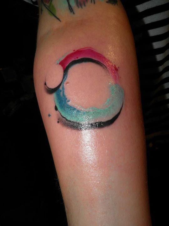 ondrash tattoo red and blue circle