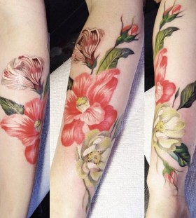 Flowers tattoo by Amanda Wachob
