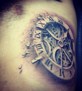 Amaizing clock tattoo