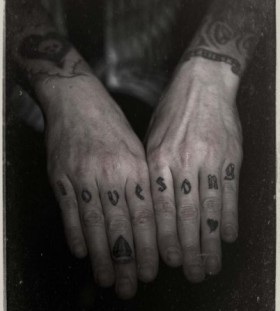 FIngers music style tattoo
