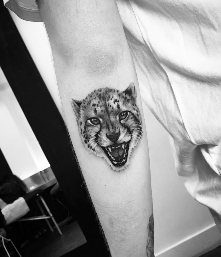 cheetah tattoo by elizabeth markov