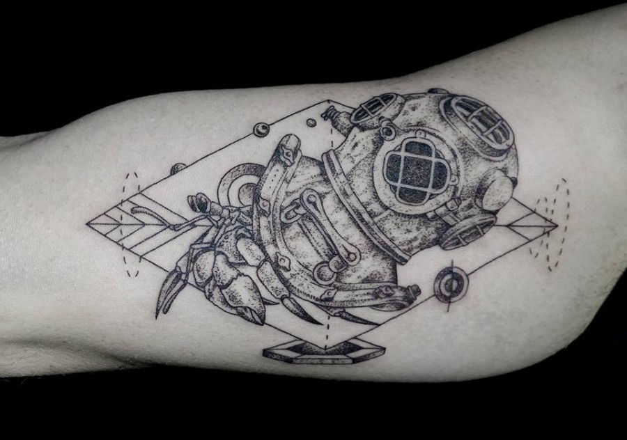 Diver tattoo