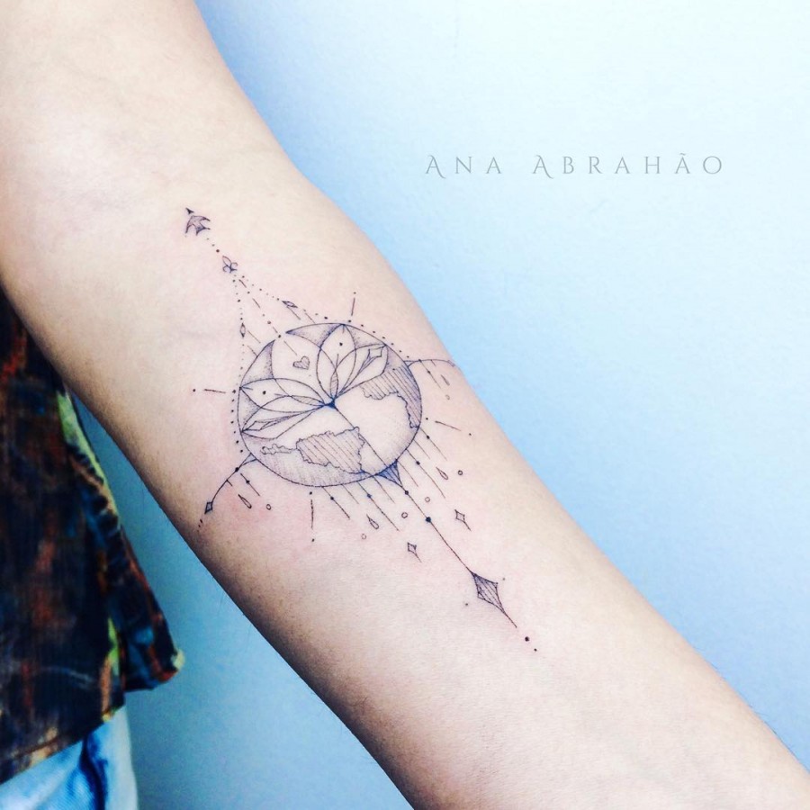 flowering world tattoo by abrahaoana