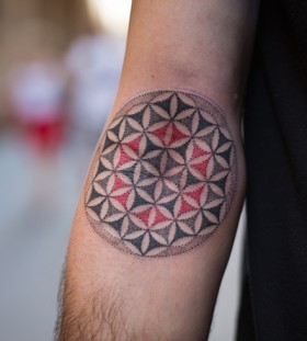 Geometrical arm tattoo by Pepe Vicio