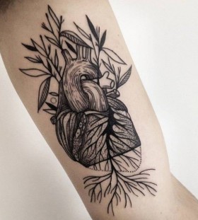 Heart tattoo by Michele Zingales