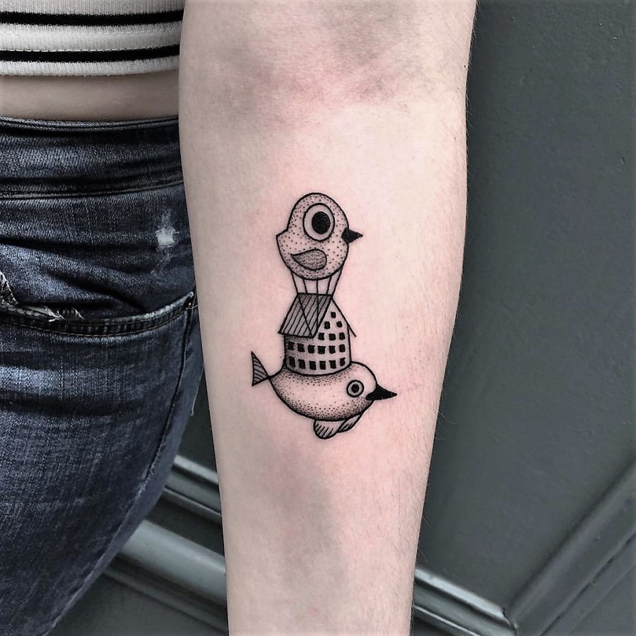 mast-cora-bleunoir-small-bird-blackwork-tattoo