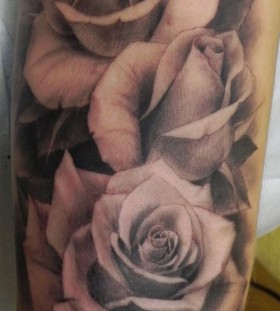 Roses tattoo by Xavier Garcia Boix