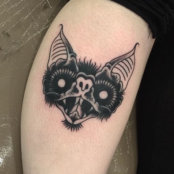 traditional-bat-halloween-tattoo