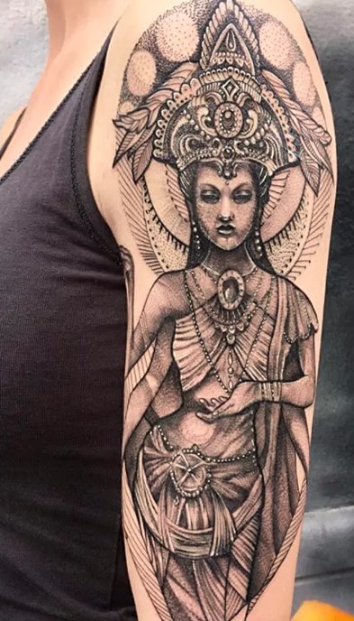 awesome upper arm sleeve tattoos for women
