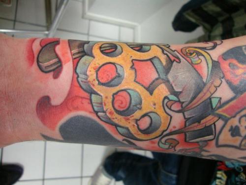 Brass Knuckles Traditional Tattoos And Tattoo Designs