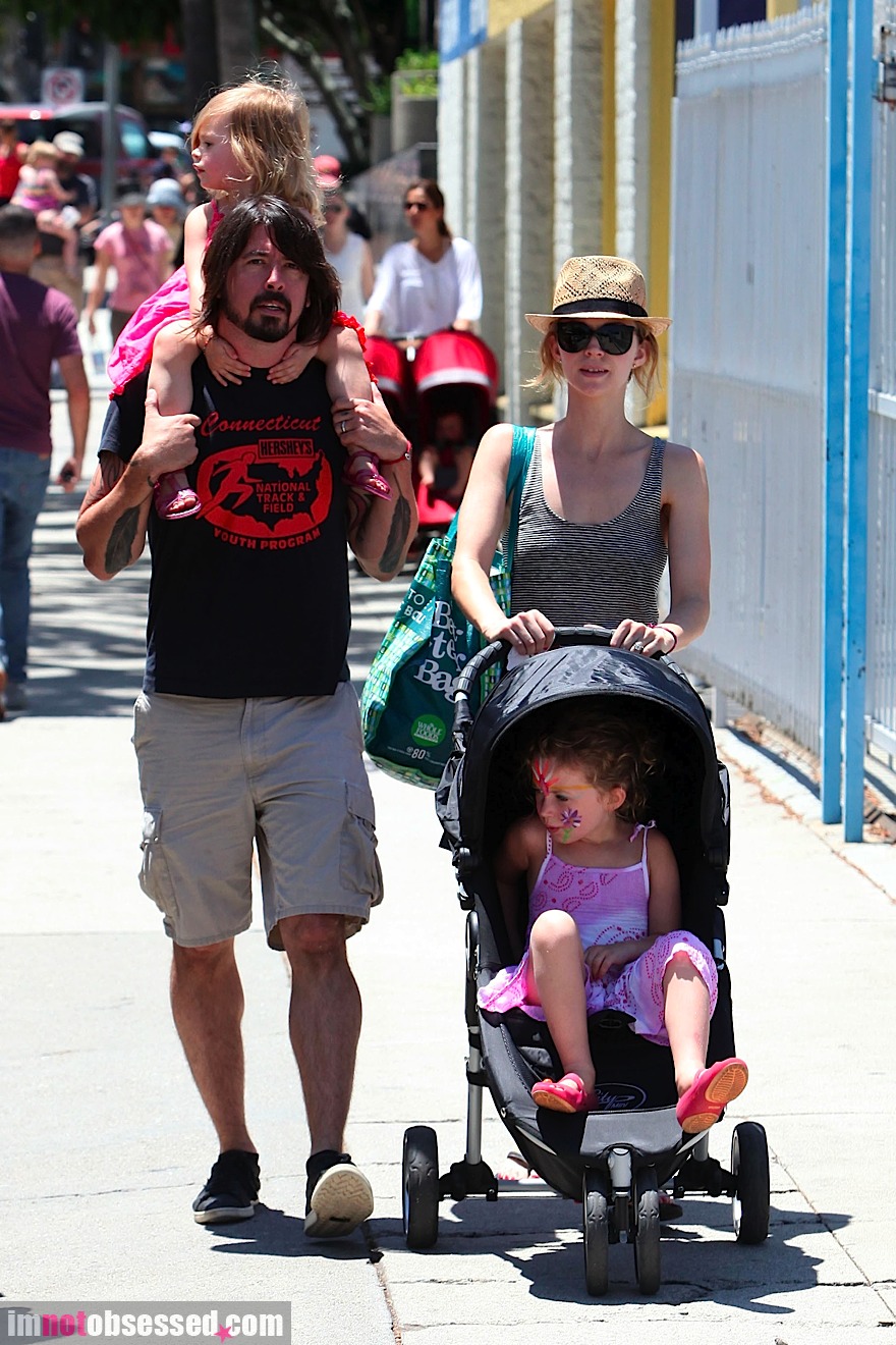 Dave Grohl’s Feather Tattoo on His Forearm