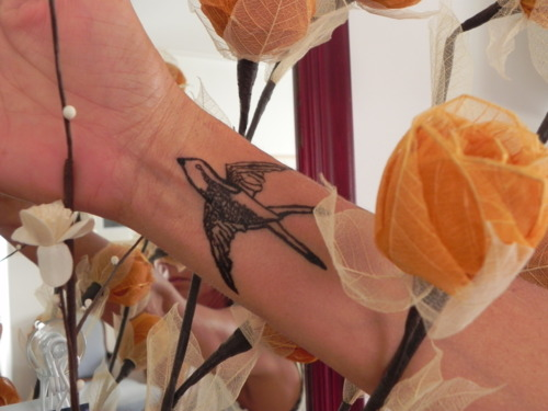 Craft Tutorials Galore At Crafterholic Diy Temporary Tattoos