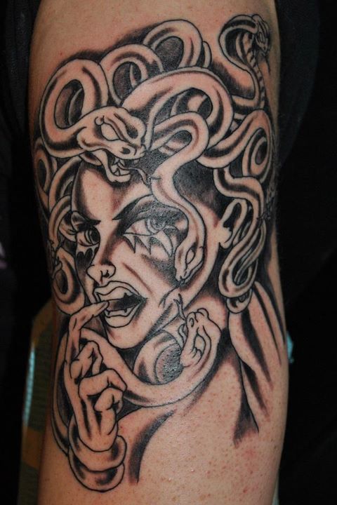 Attractive Imaginative Medusa Tattoo Design