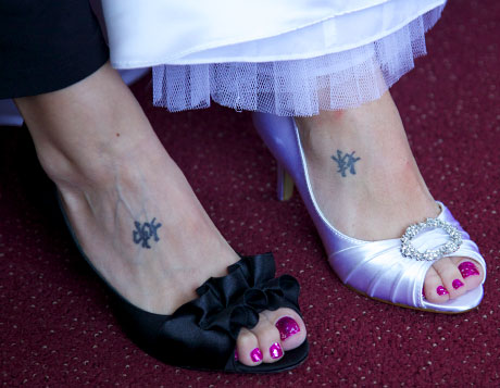 Sisters  Simple Details Tattoo Photo On Foot