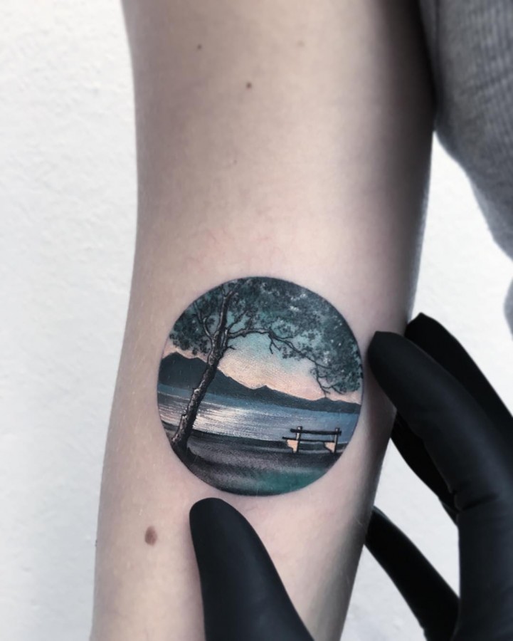 scenery-detail-circle-tattoo
