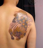 Foo Dog Tattoo On Back Shoulder