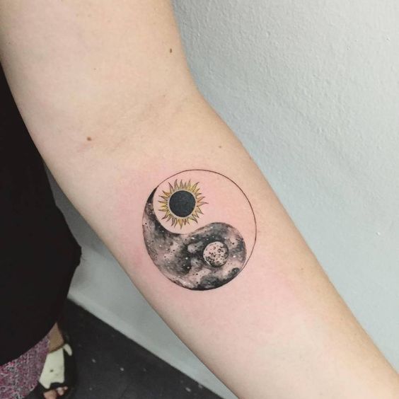 sun-and-moon-yin-yang-tattoo