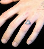 Finger Ring Diamond Tattoo Design Picture