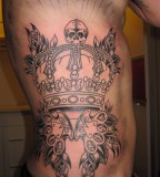 Awesome Flowery Crown & Skull Side Rib Tattoos For Men