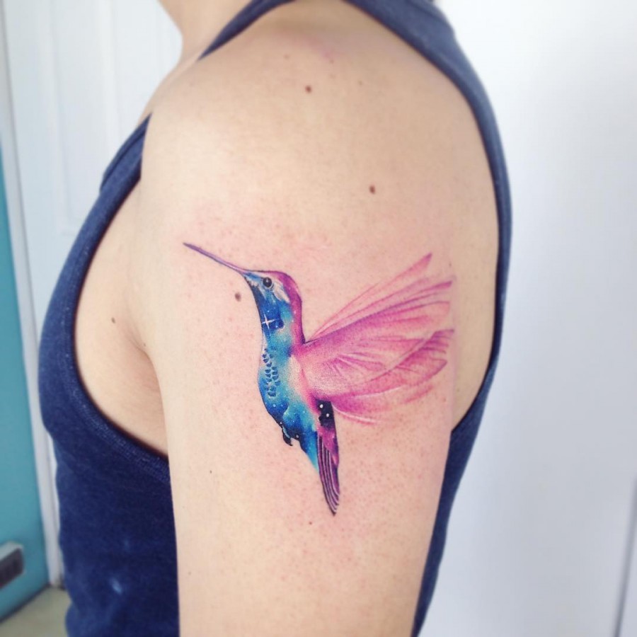 watercolor-hummingbird-tattoo