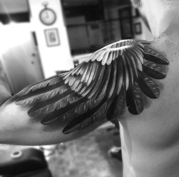 wing shoulder tattoos for men