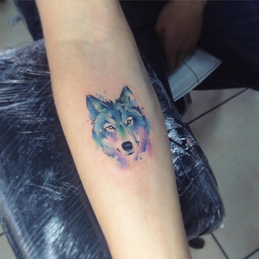 wolf-watercolor-tattoo