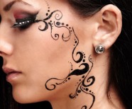 Trending Tattoo & Hollywood Body Jewelry to Have This Summer