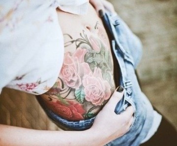 Girls tattoos on hips