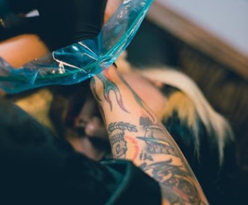 PAIN REDUCING HERBS YOU CAN BEFORE GETTING YOUR TATTOO