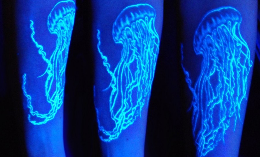 blacklight tattoo medusa