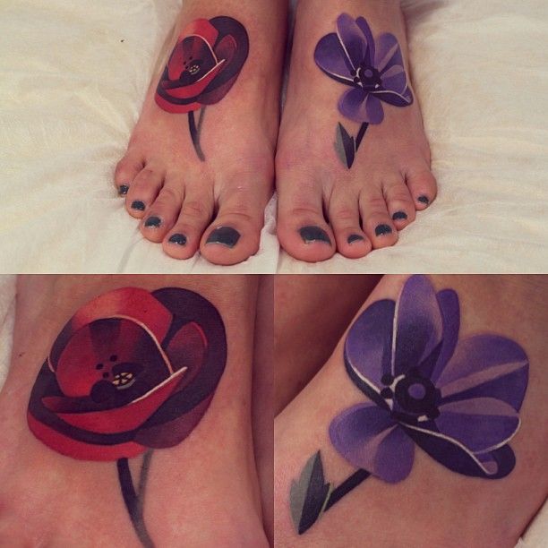 sasha unisex tattoo flowers on feet