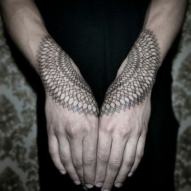 Arm tattoo by Chaim Machlev