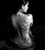 beautiful black an white tatoost for women