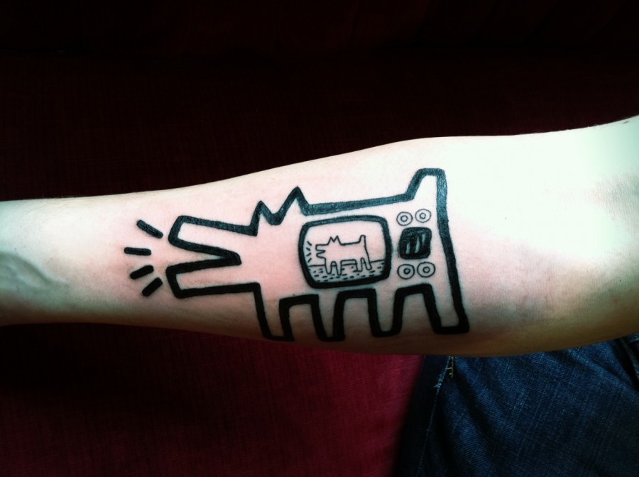 pop art tattoo barking dog tv inspired by keith haring