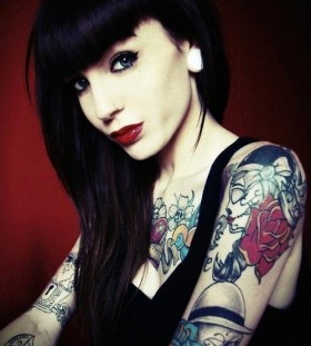 Cute woman tattoo
