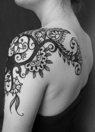 Pretty flowers black tattoo