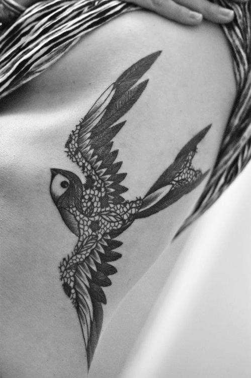Prettyy birds lace tattoo