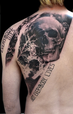 Skull tattoo by Volko Merschky