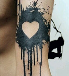 Spanish heart black tattoo
