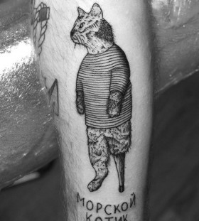 Hand prison tattoos