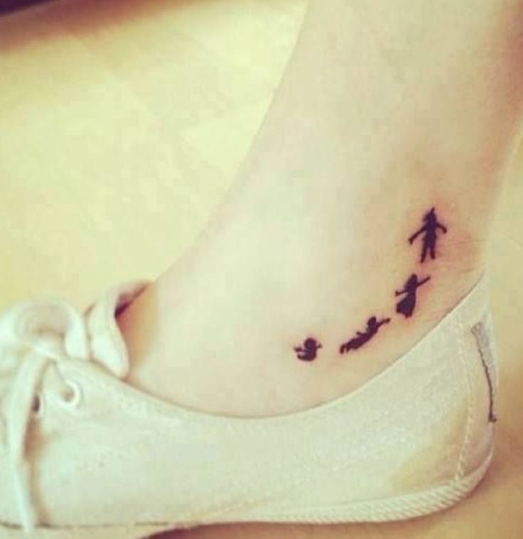 Leg Peter Pan tattoo