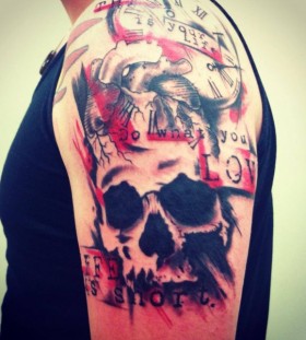Skull on shoulder tattoo by Mel Wink