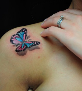3d-Butterfly-Tattoos-on-Shoulder