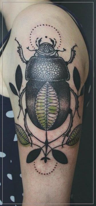 Amaizing bug tattoo