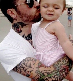 Amaizing father and daughter tattoo
