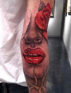Amazing lips tattoo