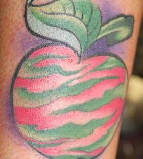 Apple-Tattoos