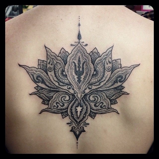Back tattoo by Miah Waska