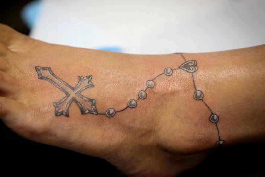 Legs tattoo by Nikki Ouimette